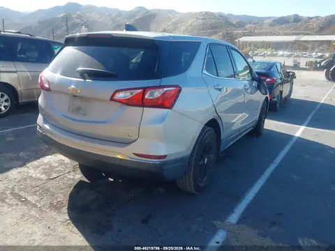 2019 Chevrolet EQUINOX LT VIN 2GNAXKEV5K6187995 фото 4