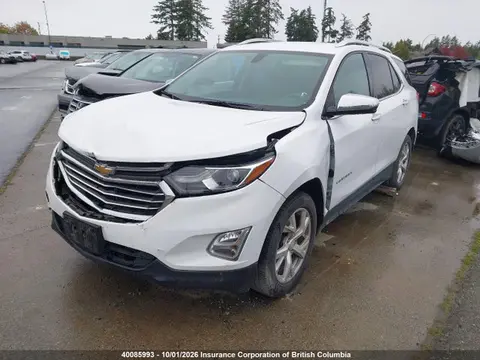 2018 Chevrolet Equinox Premier VIN 2GNAXVEV1J6190554 фото 2