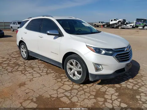 2018 Chevrolet Equinox Premier VIN 2GNAXMEV9J6211631 фото 1