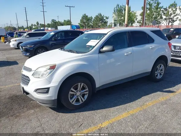 2GNALBEK7H1513917 — 2017 Chevrolet Equinox, фото 2 с аукциона IAAI 13.10.2026, Естественный износ