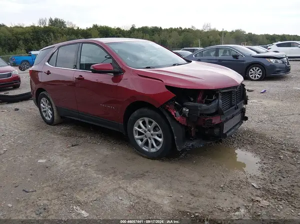 2GNAXJEV0J6288435 — 2018 Chevrolet Equinox, Передняя часть (Front End), фото до ремонта