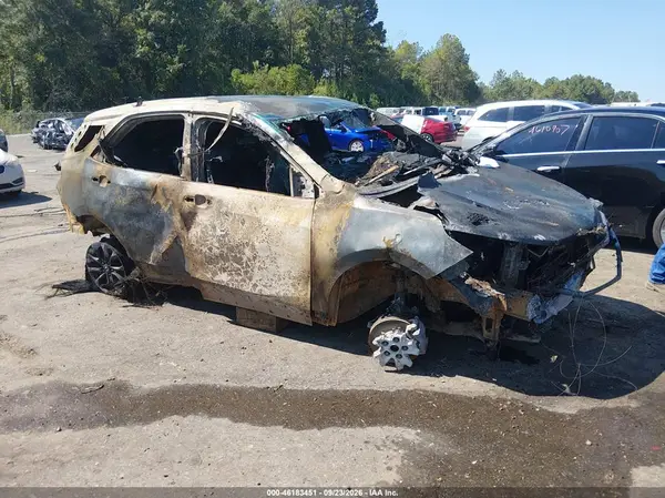 2GNAXJEV4J6249704 — 2018 Chevrolet Equinox, Полный пожар (Total Burn), фото до ремонта