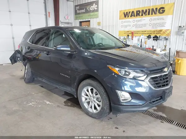 3GNAXSEV8JS561662 — 2018 Chevrolet Equinox, Задняя часть справа (Right Rear), фото до ремонта