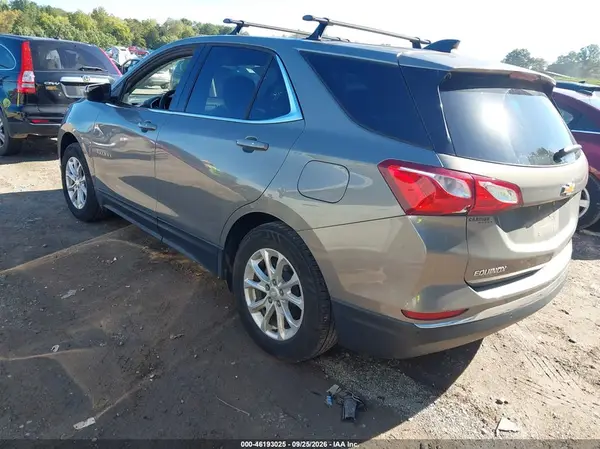 3GNAXJEV9JS570817 — 2018 Chevrolet Equinox, фото 3 с аукциона IAAI, Правый бок