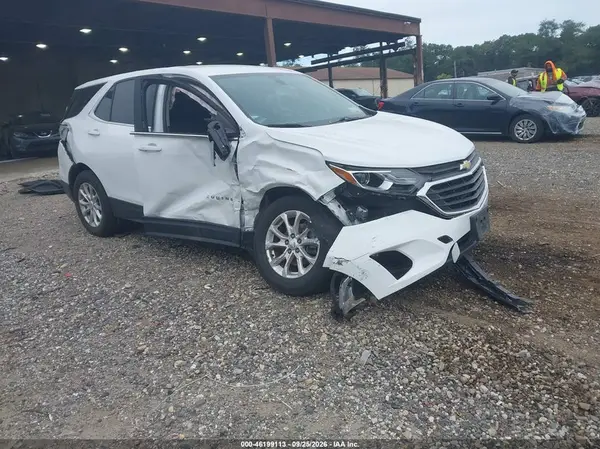 2GNAXSEV2J6235077 — 2018 Chevrolet Equinox, Правый бок (Right Side), фото до ремонта