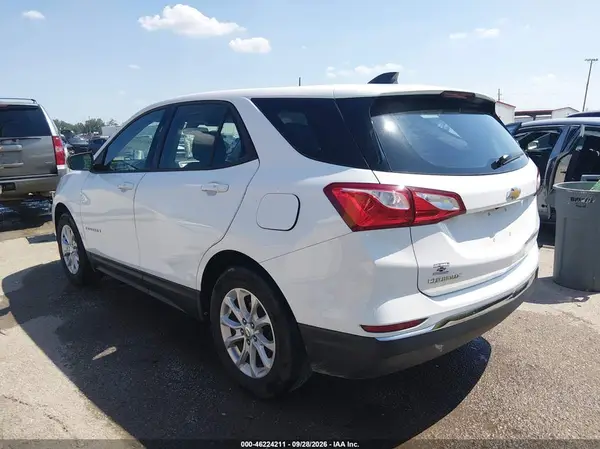 3GNAXHEV6JL381237 — 2018 Chevrolet Equinox, фото 3 с аукциона IAAI, Передняя часть