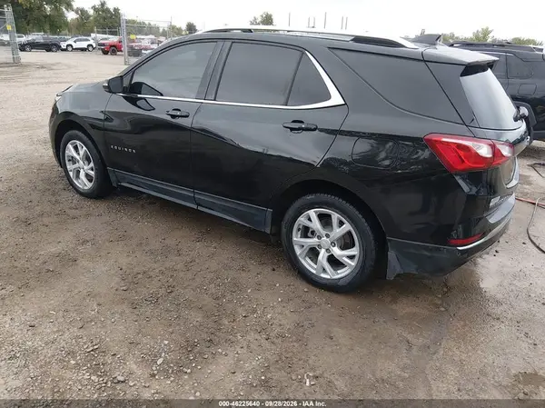 2GNAXTEX1J6146253 — 2018 Chevrolet Equinox, фото 3 с аукциона IAAI, Град