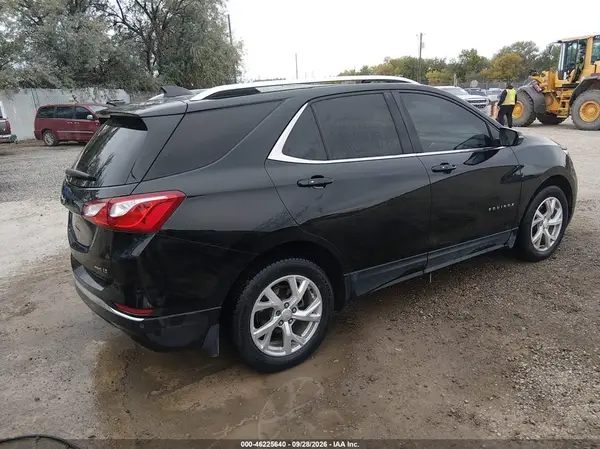 2GNAXTEX1J6146253 — 2018 Chevrolet Equinox, фото 4 с аукциона IAAI, Град