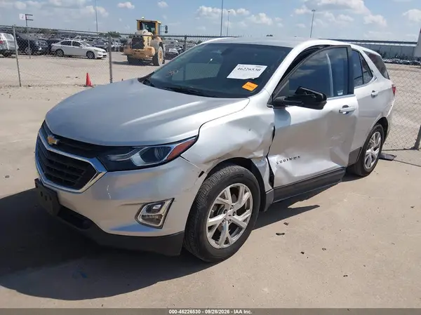 3GNAXKEX4JS554628 — 2018 Chevrolet Equinox, фото 2 с аукциона IAAI, Передняя часть слева