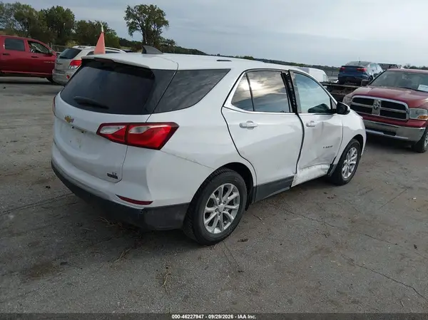 2GNAXJEVXJ6341481 — 2018 Chevrolet Equinox, фото 4 с аукциона IAAI, LEFT & RIGHT SIDE