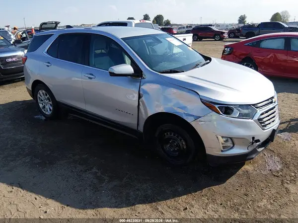 2GNAXJEV4J6291905 — 2018 Chevrolet Equinox, Правый бок (Right Side), фото до ремонта