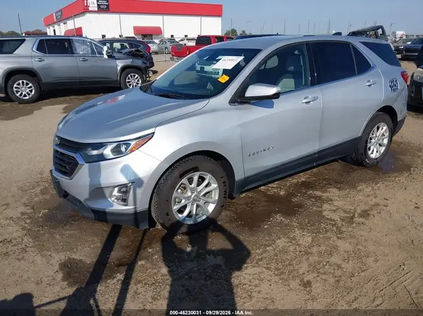 2GNAXJEV4J6291905 — 2018 Chevrolet Equinox, фото 2 с аукциона IAAI, Правый бок