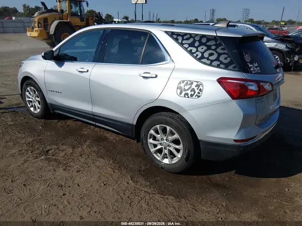 2GNAXJEV4J6291905 — 2018 Chevrolet Equinox, фото 3 с аукциона IAAI, Правый бок