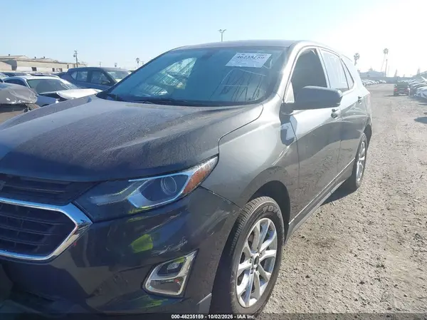 2018 CHEVROLET EQUINOX VIN 2GNAXJEV8J6226815 фото 2