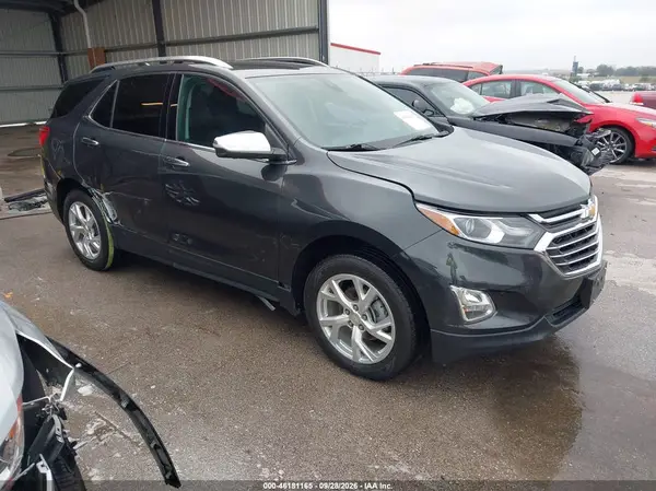 3GNAXXEV5LS670807 — 2020 Chevrolet Equinox, Правый бок (Right Side), фото до ремонта