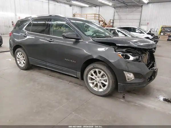 2GNAXUEV3L6267311 — 2020 Chevrolet Equinox, Передняя часть (Front End), фото до ремонта