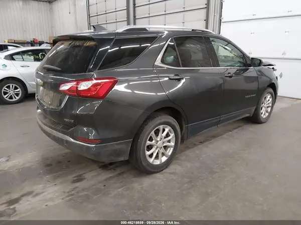 2GNAXUEV3L6267311 — 2020 Chevrolet Equinox, фото 4 с аукциона IAAI, Передняя часть