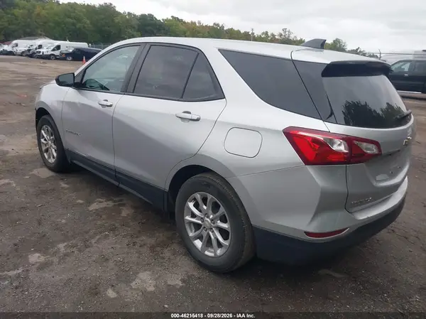 3GNAXHEV5MS182450 — 2021 Chevrolet Equinox, фото 3 с аукциона IAAI, Передняя часть