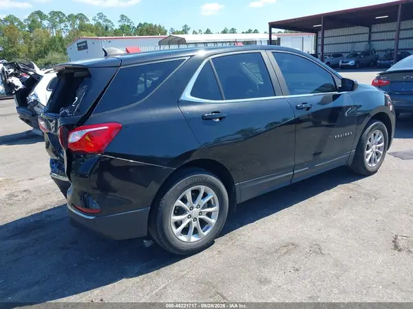 3GNAXKEV0ML376049 — 2021 Chevrolet Equinox, фото 4 с аукциона IAAI, Задняя часть