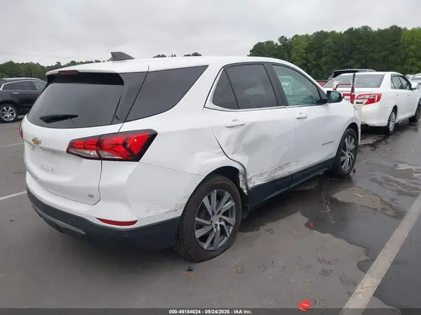 3GNAXKEV8NL273477 — 2022 Chevrolet Equinox, фото 4 с аукциона IAAI, Правый бок