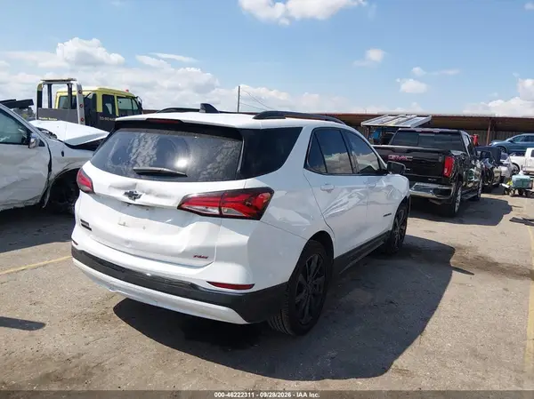 2GNAXMEVXN6143359 — 2022 Chevrolet Equinox, фото 4 с аукциона IAAI, Передняя часть
