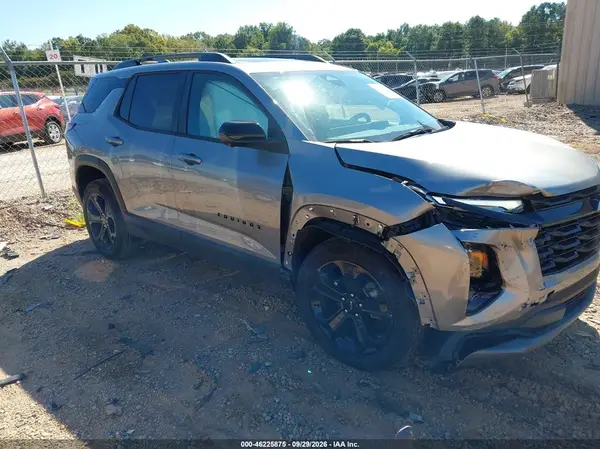 3GNAXPEG3TL121571 — 2026 Chevrolet Equinox, Передняя часть справа (Right Front), фото до ремонта