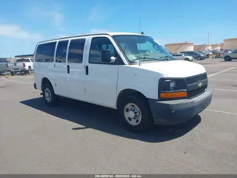 1GNWGEFG5H1101636 — 2017 Chevrolet Express 2500 LS, Естественный износ (Normal Wear & Tear), фото до ремонта
