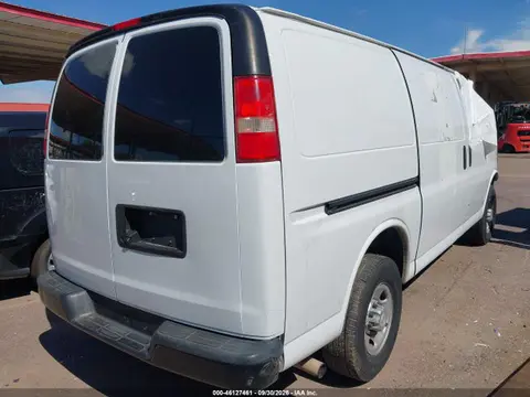 2017 Chevrolet Express 2500 Work Van VIN 1GCWGAFF3H1105046 фото 4