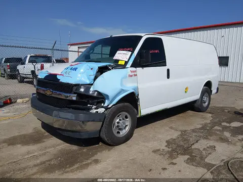2019 Chevrolet Express 2500 Work Van VIN 1GCWGAFG5K1255188 фото 2