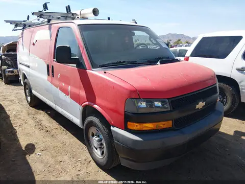 2019 Chevrolet Express 2500 Work Van VIN 1GCWGAFGXK1325476 фото 1