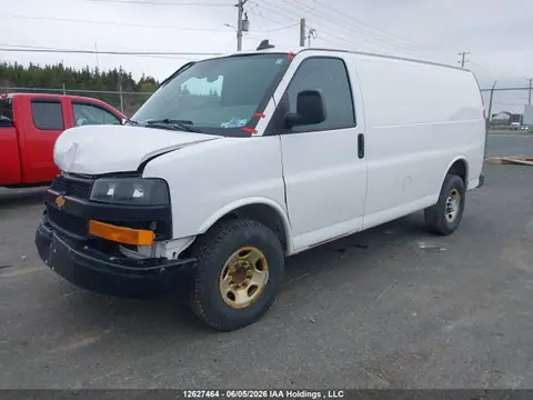 2021 Chevrolet Express 2500 Work Van VIN 1GCWGAF71M1299823 фото 2