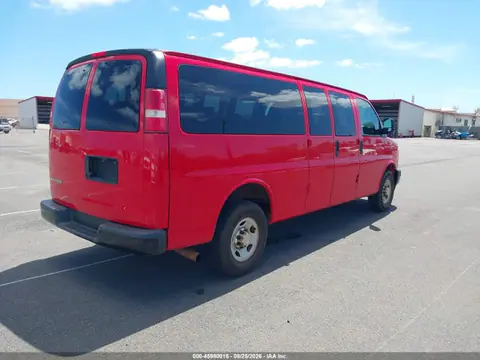 2017 Chevrolet Express 3500 Ls VIN 1GAZGNFF0H1302575 фото 4