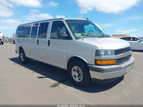 1GAZGPFG4K1166298 — 2019 Chevrolet Express 3500 LT, Естественный износ (Normal Wear & Tear), фото до ремонта