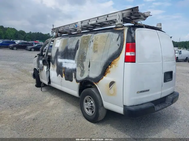 2023 Chevrolet Express Cargo Rwd 2500 Regular Wheelbase Wt VIN 1GCWGAFP7P1115618 фото 3