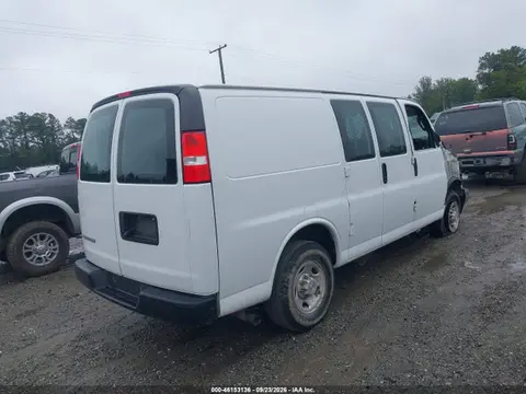 2024 Chevrolet Express Cargo Rwd 2500 Regular Wheelbase Wt VIN 1GCWGAFP9R1188315 фото 4
