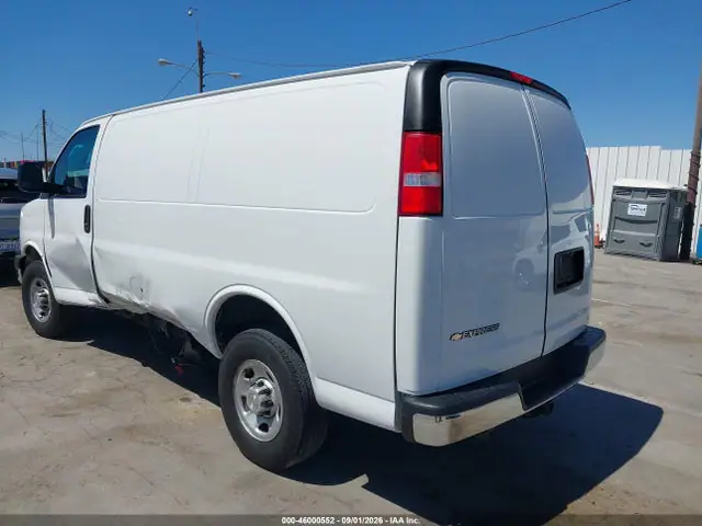 1GCZGGF75N1265868 — 2022 Chevrolet Express Cargo RWD 3500 Regular Wheelbase Wt, фото 3 с аукциона IAAI 14.10.2026, Левый бок