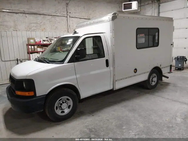 2016 Chevrolet Express Cutaway 3500 VIN 1GB0GRFGXG1274206 фото 2