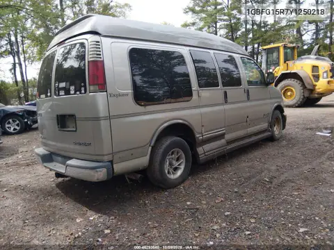 2000 Chevrolet Express Upfitter Pkg. VIN 1GBFG15R7Y1250218 фото 4