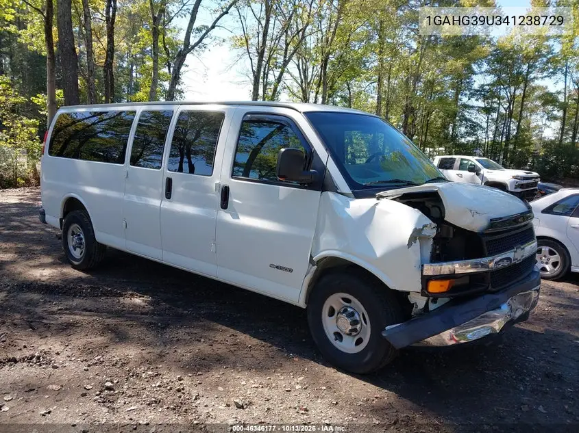 1GAHG39U341238729 Chevrolet Express 2004 — повреждение Передняя часть, фото до ремонта