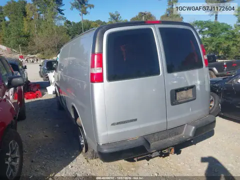 2018 Chevrolet Express 2500 Work Van VIN 1GCWGAFG7J1172604 фото 3