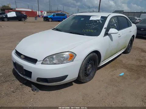 2014 Chevrolet IMPALA LIMITED POLICE VIN 2G1WD5E37E1153851 фото 2
