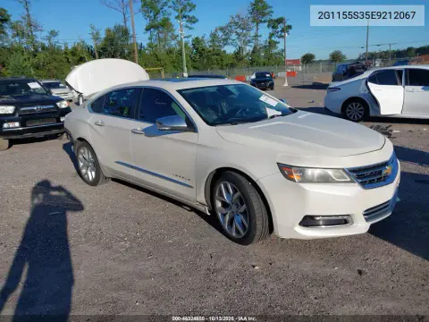2G1155S35E9212067 — 2014 Chevrolet Impala, Сзади, фото до ремонта