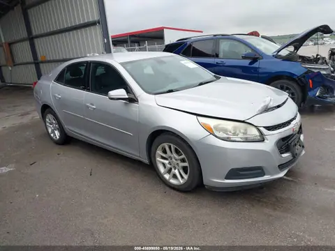 1G11C5SL3FF234745 — 2015 Chevrolet Malibu 1LT, Передняя часть (Front End), фото до ремонта