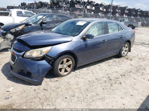 2015 Chevrolet MALIBU 1LT VIN 1G11C5SL0FF242866 фото 2