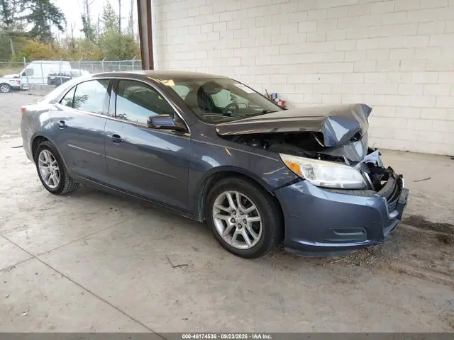 1G11C5SL1FF331474 — 2015 Chevrolet Malibu 1LT, Передняя часть (Front End), фото до ремонта