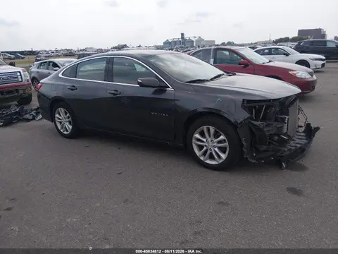 1G1ZE5ST0GF329228 — 2016 Chevrolet Malibu 1LT, Передняя часть (Front End), фото до ремонта