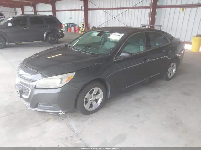 1G11B5SL0FF187094 — 2015 Chevrolet Malibu LS, фото 2 с аукциона IAAI 29.09.2026, Естественный износ
