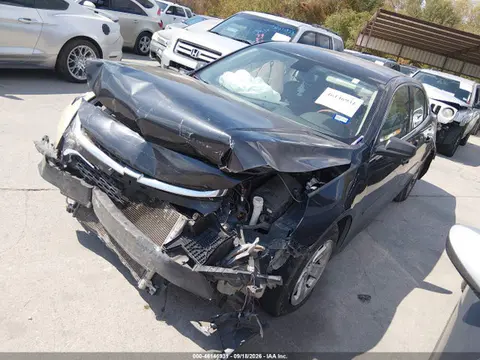 2015 Chevrolet MALIBU LS VIN 1G11B5SL3FF335738 фото 2