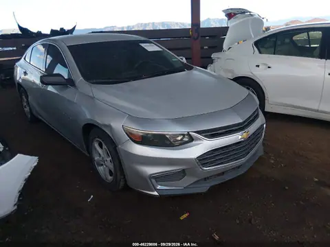 1G1ZB5ST6GF220216 — 2016 Chevrolet Malibu LS, Передняя часть (Front & Rear), фото до ремонта