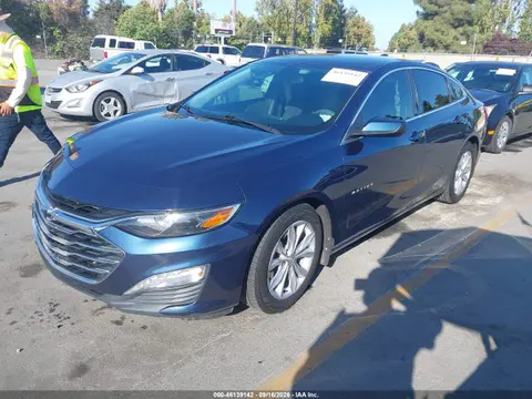 2019 Chevrolet MALIBU LT VIN 1G1ZD5ST3KF131805 фото 2